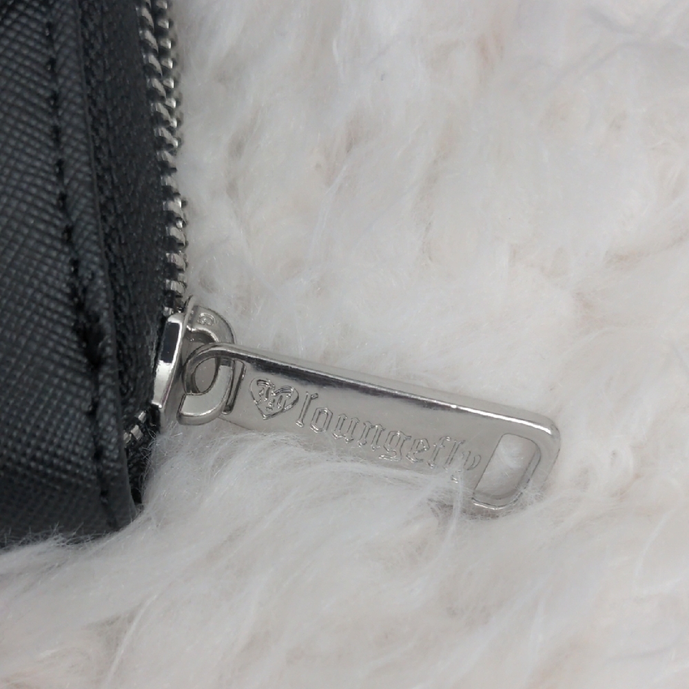 Loungefly Minnie Mouse Clutch Wallet - Picture 10 of 14